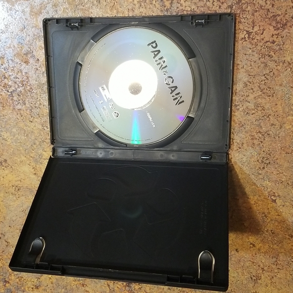 Pain and Gain movie DVD, EUC - Picture 3 of 4